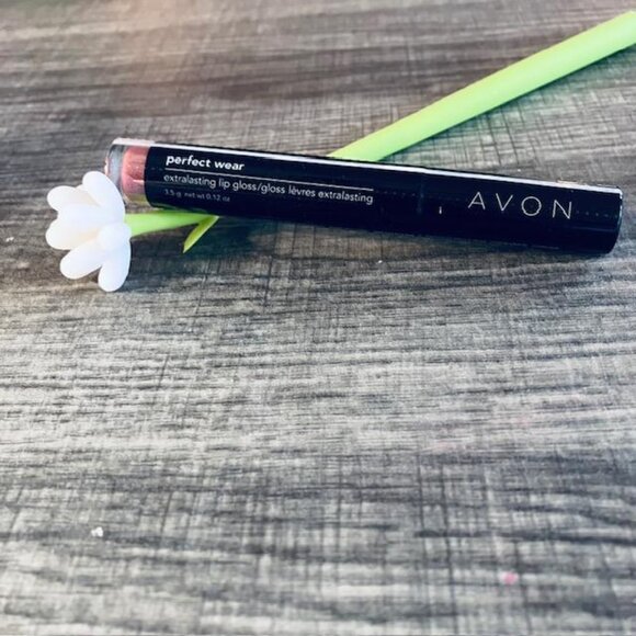 NOS  Avon Perfect Wear Extralasting Lip Gloss SEALED! Everlasting Petal W101 - Picture 1 of 4